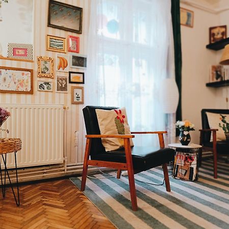 Flat In Historic Villa With Your Own Private Garden, Near City Park Budapeşte Dış mekan fotoğraf