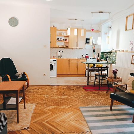 Flat In Historic Villa With Your Own Private Garden, Near City Park Budapeşte Dış mekan fotoğraf